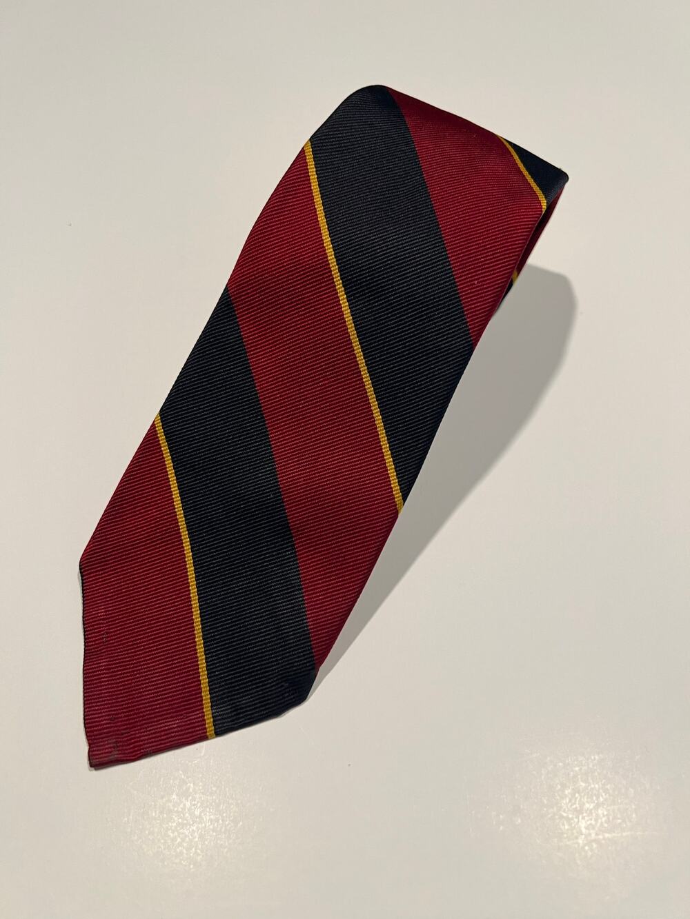 Vintage Filene's Men’s Silk Necktie Red Navy Blue Gold JL